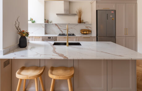 PGK Signature Polar White Dark Oak Quartz Contemporary Kitchen Chelsea PGK Signature Polar White & Dark Oak Quartz Contemporary Kitchen