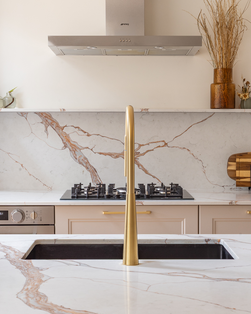 PGK Signature Polar White Dark Oak Quartz Contemporary Kitchen Chelsea PGK Signature Polar White & Dark Oak Quartz Contemporary Kitchen