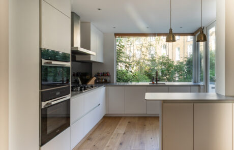 PGK Focus Anthracite Light Oak Veneer Contemporary Kitchen Putney PGK Focus Anthracite & Light Oak Veneer Contemporary Kitchen