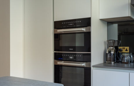 PGK Focus Anthracite Light Oak Veneer Contemporary Kitchen Putney PGK Focus Anthracite & Light Oak Veneer Contemporary Kitchen