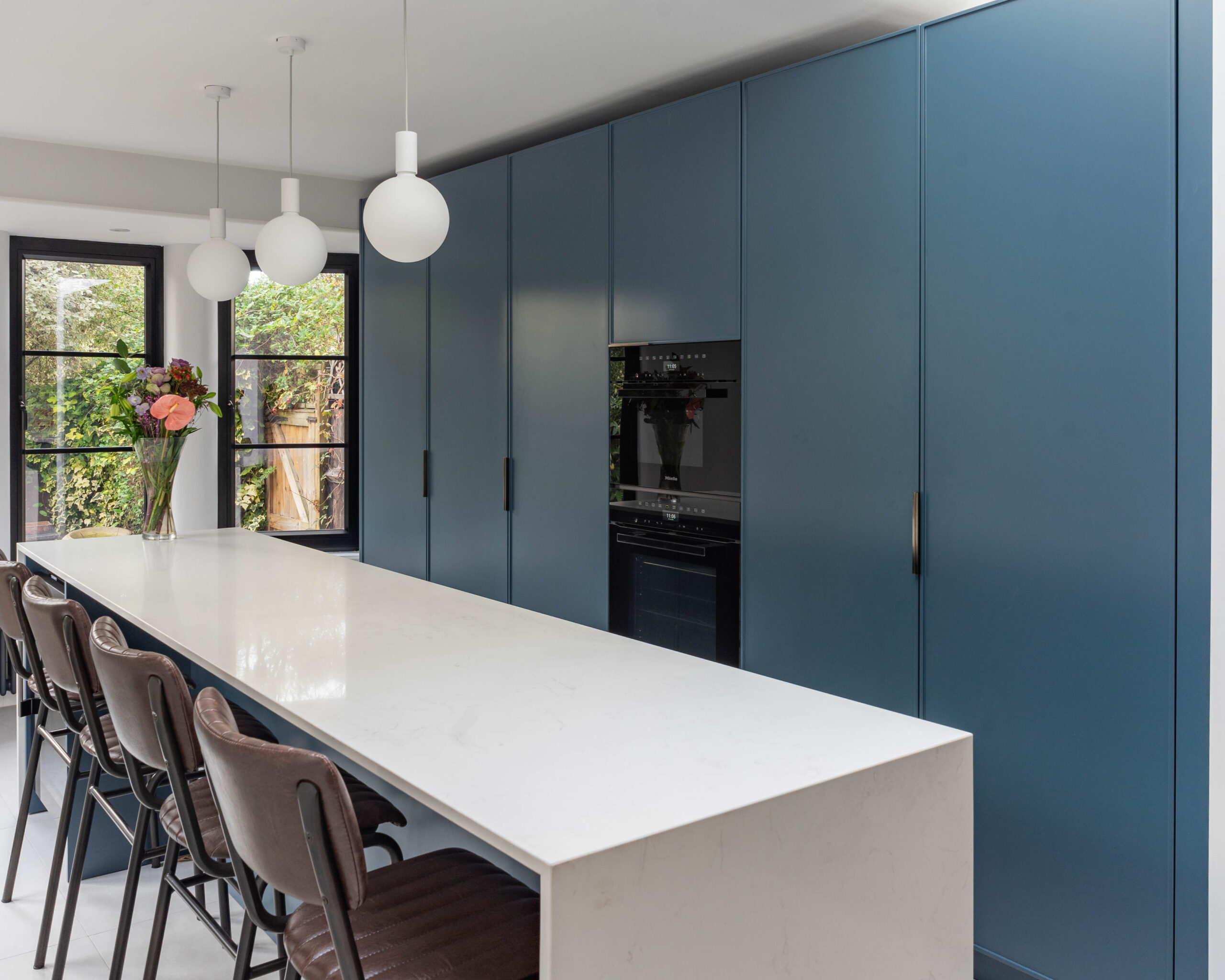 PGK Marine Blue Matte & Polar White Focus Kitchen