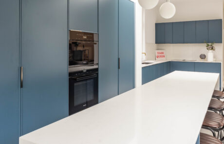PGK Marine Blue Matte Polar White Focus Kitchen Chiswick PGK Marine Blue Matte & Polar White Focus Kitchen