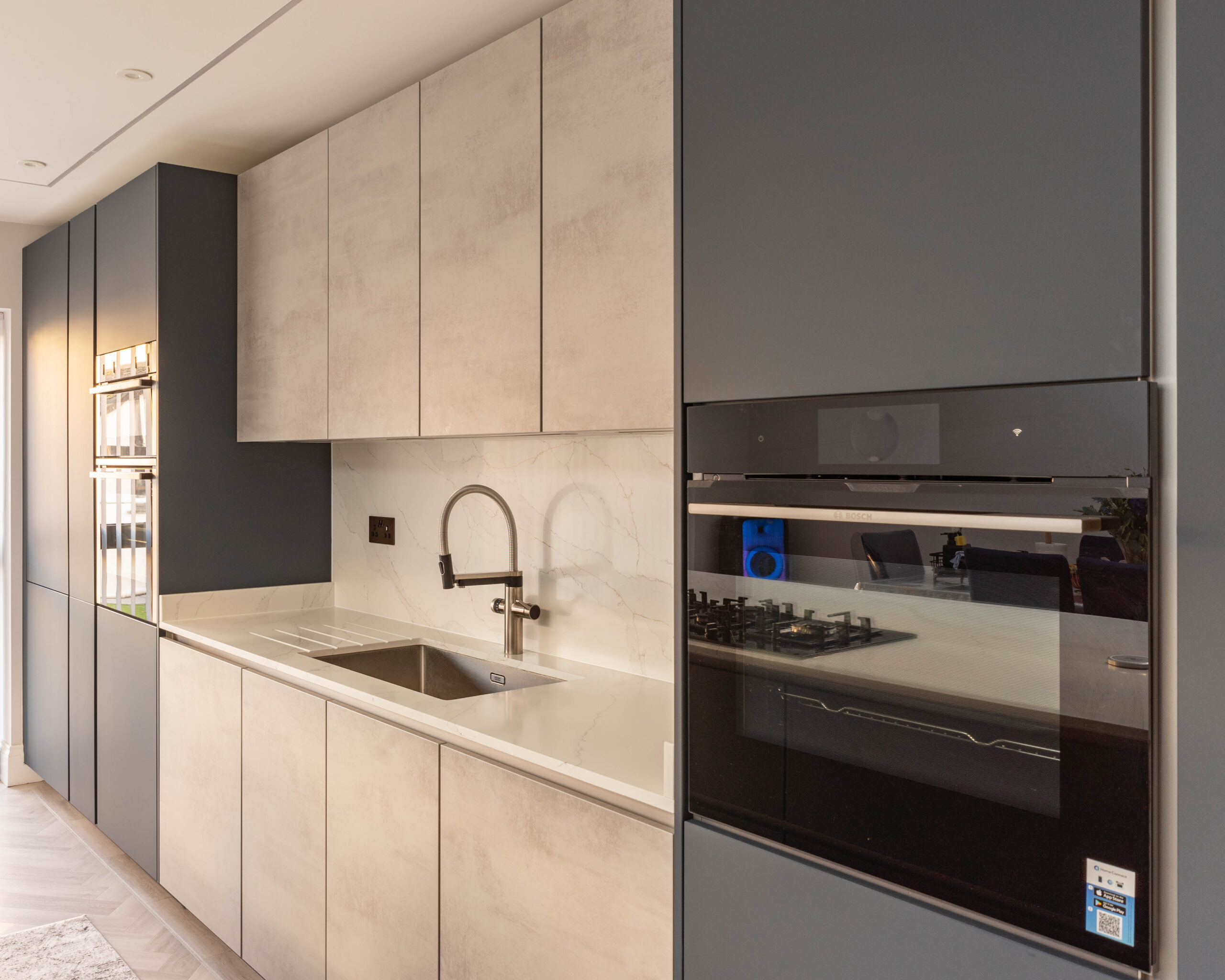 PGK Marine Focus Calacatta Gold Quartz Contemporary Kitchen Barnes PGK Marine Focus & Calacatta Gold Quartz Contemporary Kitchen