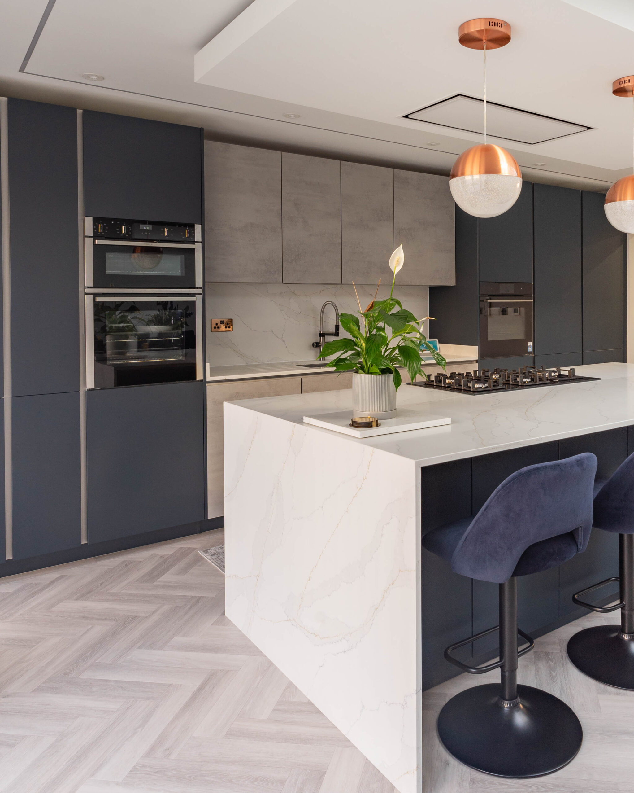 PGK Marine Focus Calacatta Gold Quartz Contemporary Kitchen Barnes PGK Marine Focus & Calacatta Gold Quartz Contemporary Kitchen