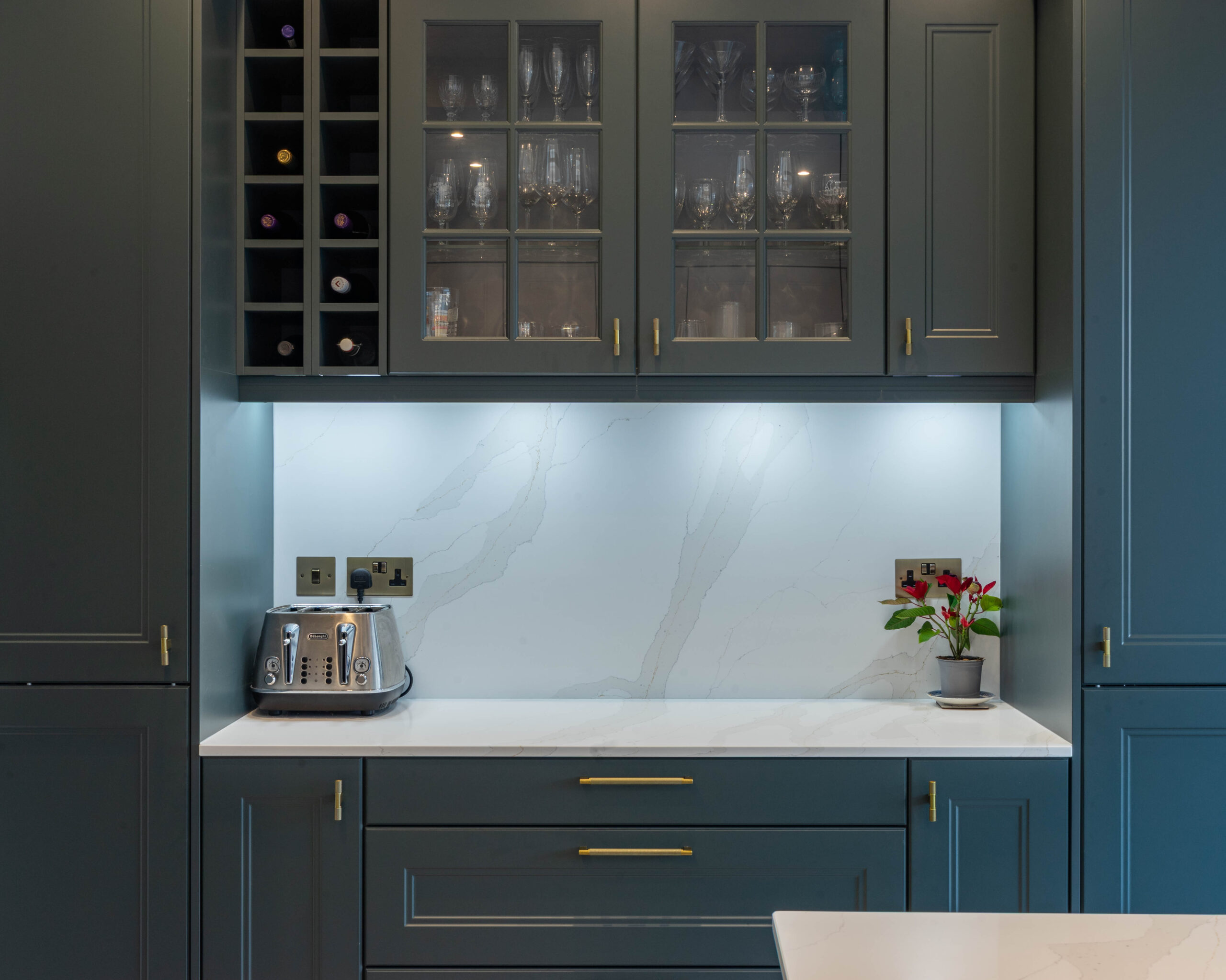 PGK Charcoal Focus Light Oak Accent Contemporary Kitchen Islington PGK Charcoal Focus & Light Oak Accent Contemporary Kitchen