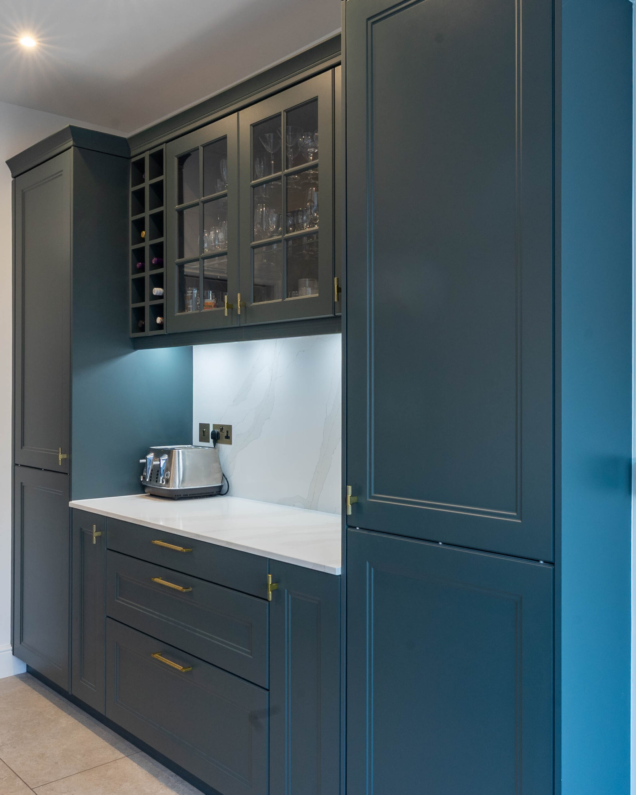 PGK Charcoal Focus Light Oak Accent Contemporary Kitchen Islington PGK Charcoal Focus & Light Oak Accent Contemporary Kitchen