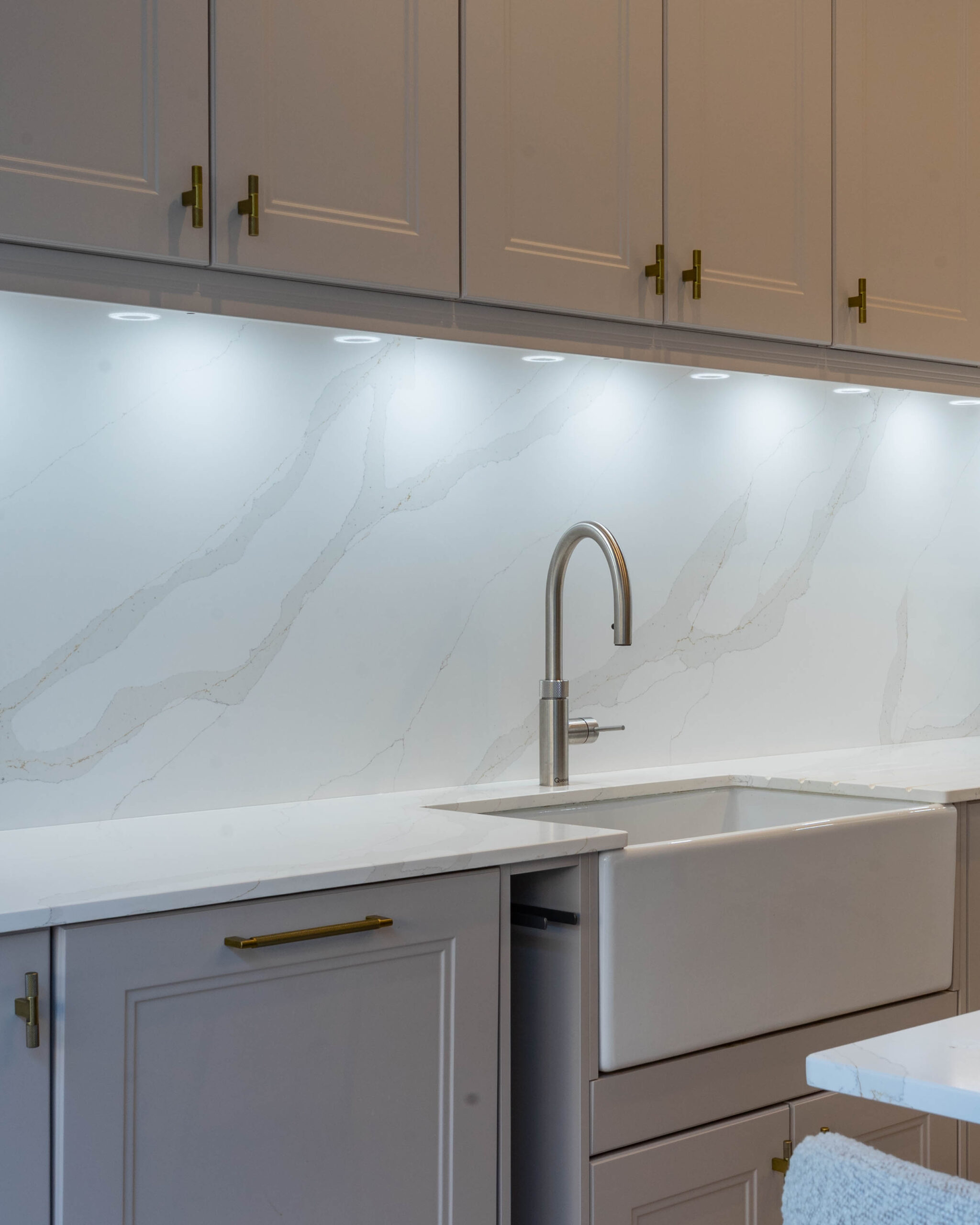 PGK Charcoal Focus Light Oak Accent Contemporary Kitchen Islington PGK Charcoal Focus & Light Oak Accent Contemporary Kitchen