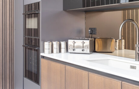 PGK Focus Polar White Integrated Oak Contemporary Kitchen Notting Hill PGK Focus Polar White & Integrated Oak Contemporary Kitchen