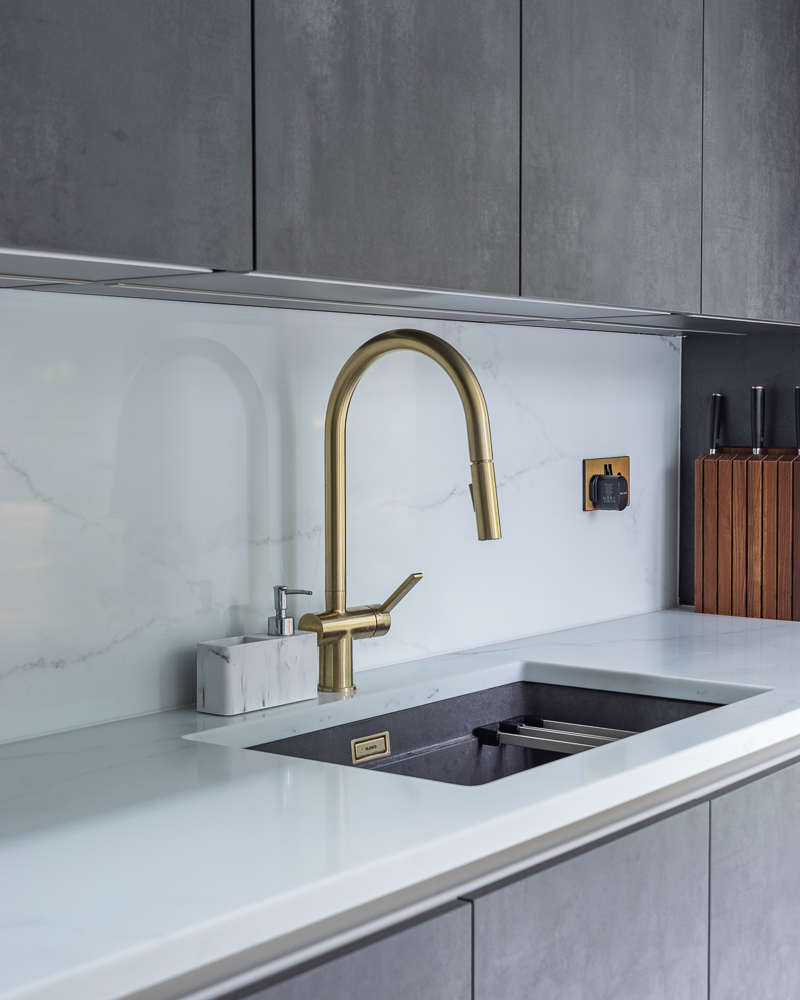 PGK Midnight Blue Pigeon Artisan Shaker Traditional Kitchen Twickenham PGK Midnight Blue & Pigeon Artisan Shaker Traditional Kitchen