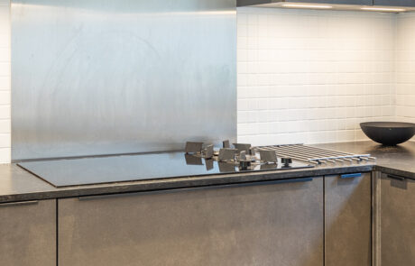 PGK Forest Green Shaker & Calacatta Artisan Traditional Kitchen