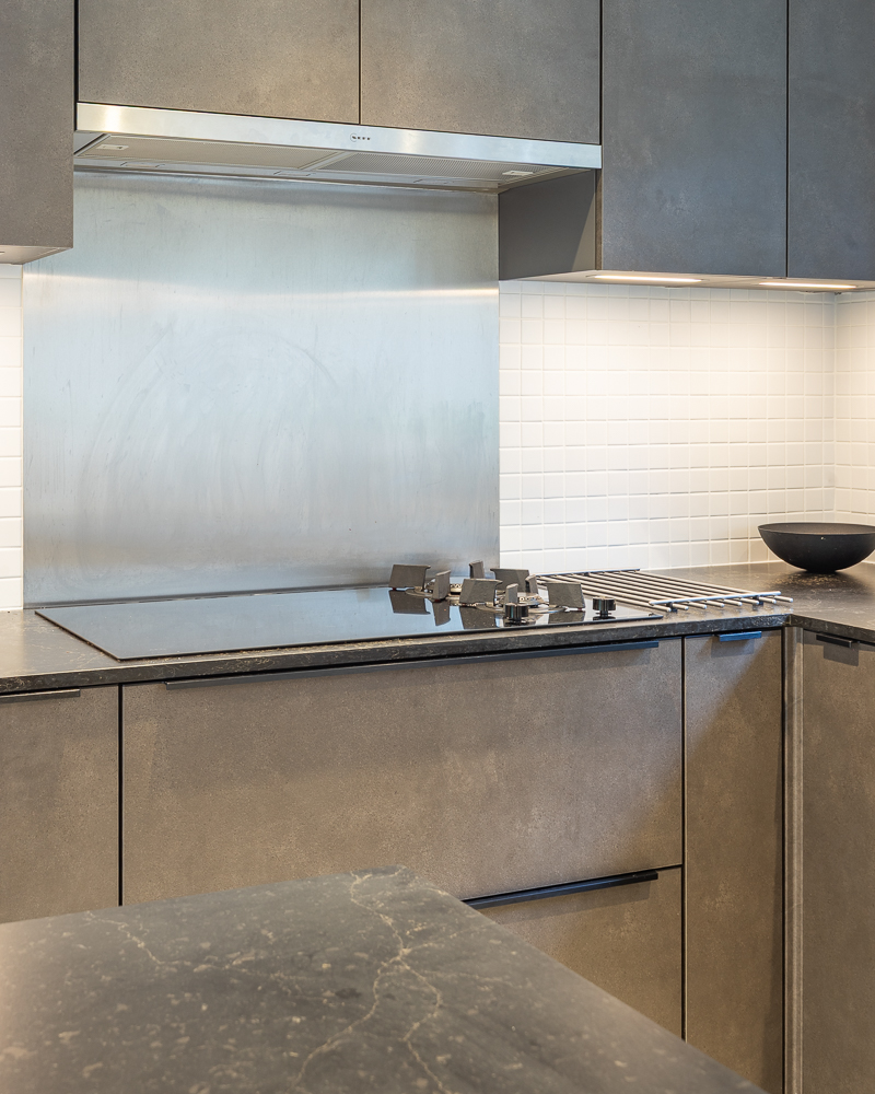 PGK Forest Green Shaker Calacatta Artisan Traditional Kitchen Kew PGK Forest Green Shaker & Calacatta Artisan Traditional Kitchen