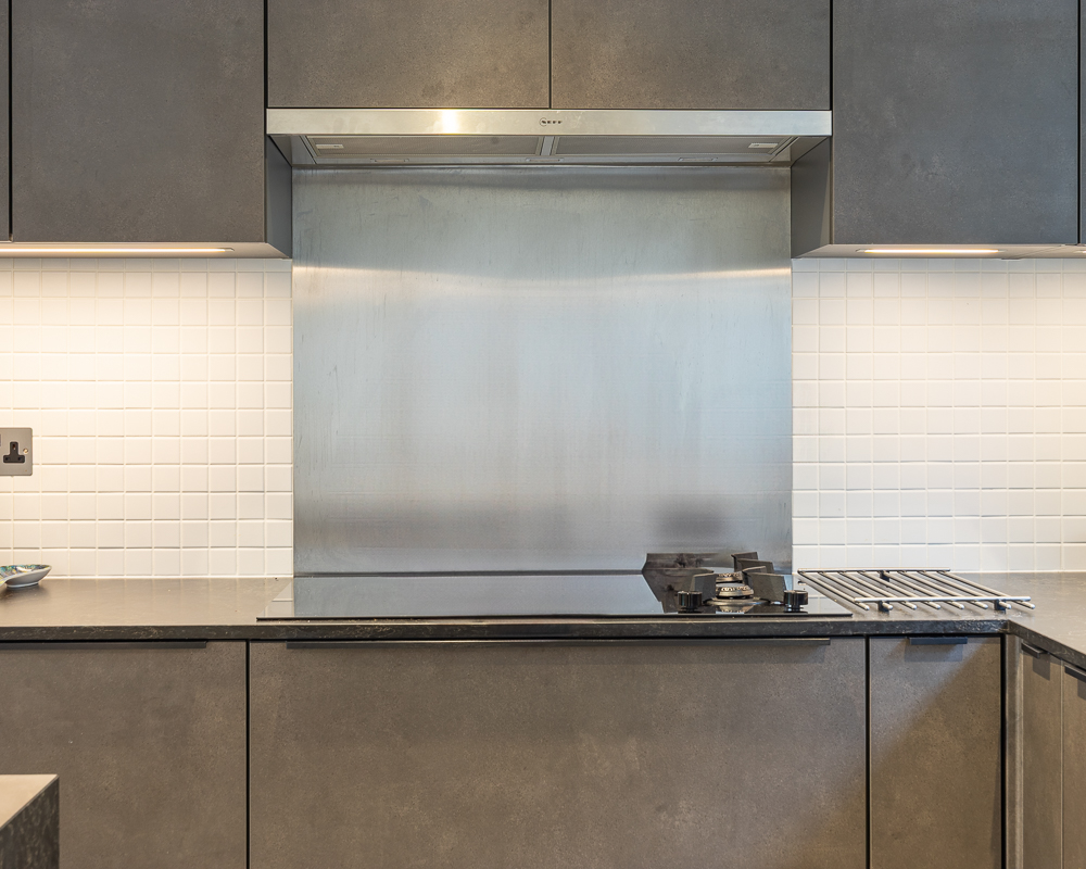 PGK Forest Green Shaker Calacatta Artisan Traditional Kitchen Kew PGK Forest Green Shaker & Calacatta Artisan Traditional Kitchen