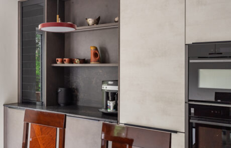 PGK Forest Green Shaker & Calacatta Artisan Traditional Kitchen