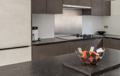 PGK Forest Green Shaker & Calacatta Artisan Traditional Kitchen