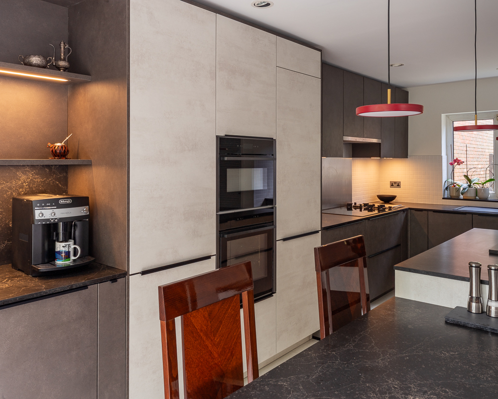 PGK Forest Green Shaker Calacatta Artisan Traditional Kitchen Kew PGK Forest Green Shaker & Calacatta Artisan Traditional Kitchen